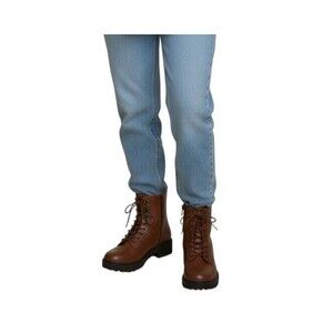 Universal Thread Boots Size 7.5